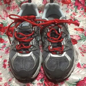 Nike Alvie’s 7 running shoes